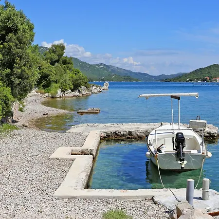 And With Parking Space Gæstehus Mali Ston